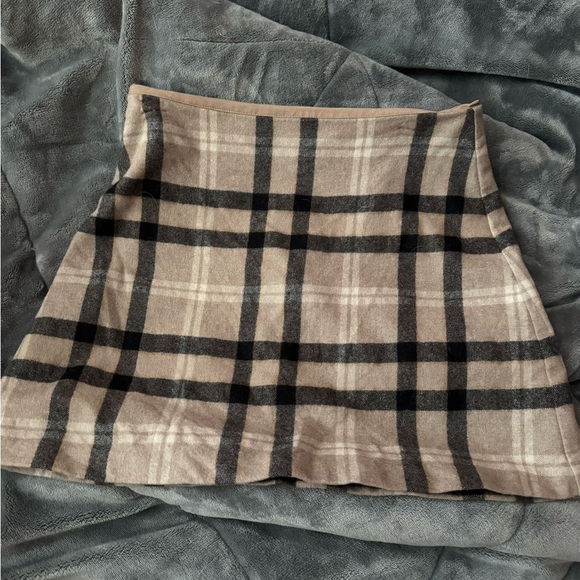 Aritzia Wilfred Plaid Wool Skirt - Picture 4 of 5